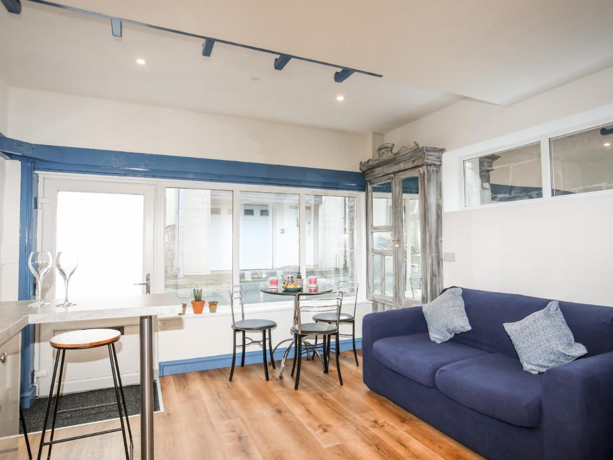 Апартаменты Ty Coets Coach House Карнарвон Экстерьер фото